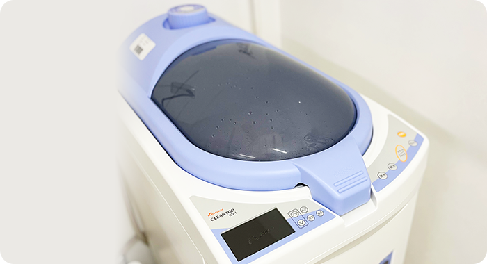 POINT09 検査毎に機器の徹底的な消毒・洗浄